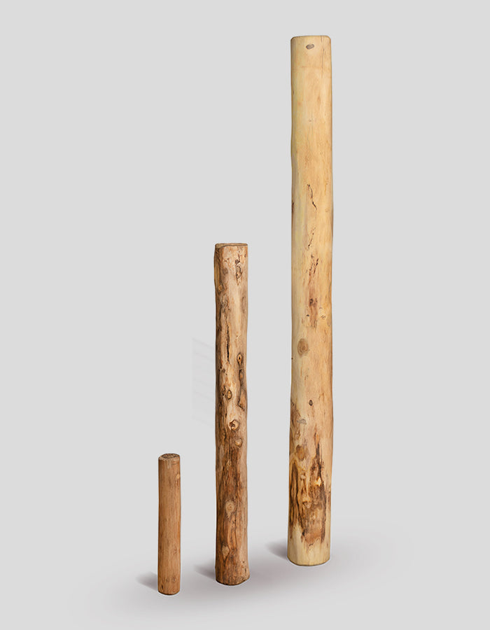 Rundholz-Palisaden, extra-gerade, geschält und geglättet aus Robinienholz