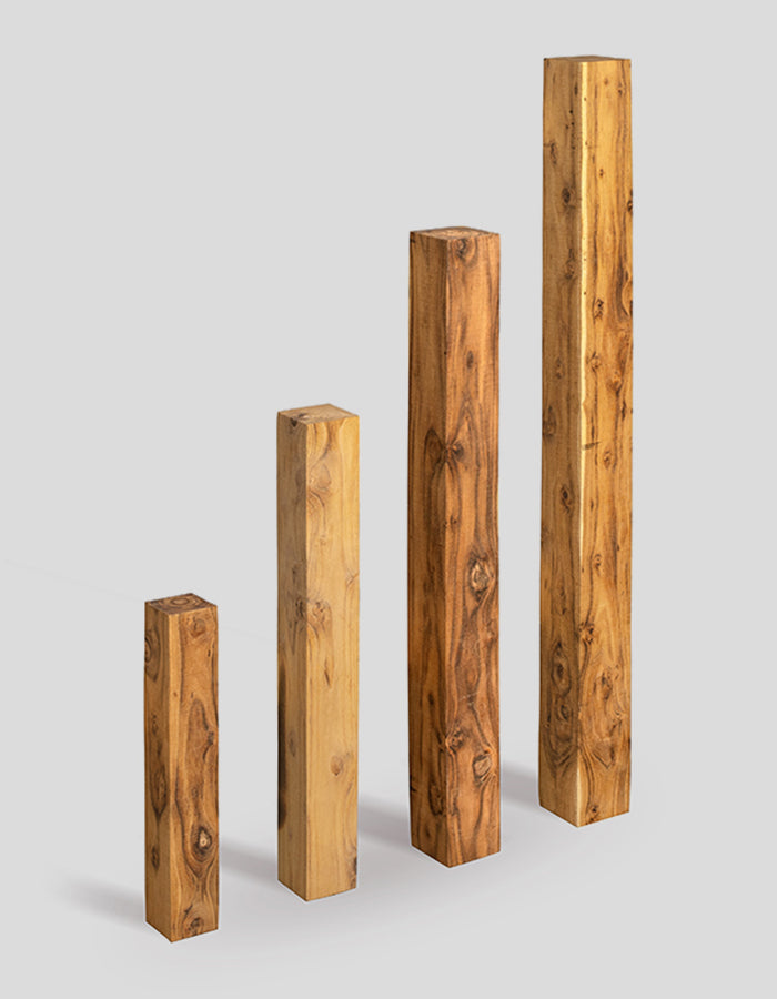 Stützwand-Pfähle vierkant aus Robinienholz
