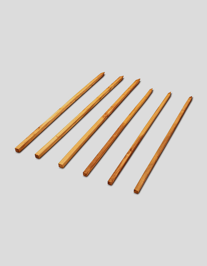 Tomatenstangen vierkant, sägerau aus Robinienholz