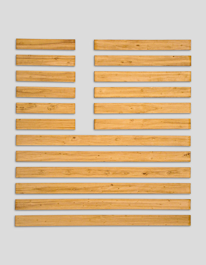 Fassaden-Holzlamellen Glattkante (beidseitig besäumt) rau aus Robinienholz