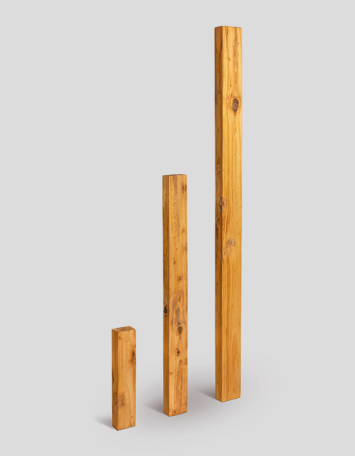 Rechteck-Stelzen geschliffen aus Robinienholz