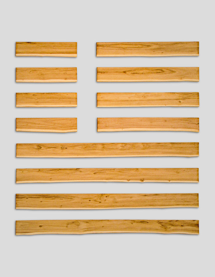 Fassaden-Holzlamellen Schindel (einseitig besäumt) geschliffen aus Robinienholz