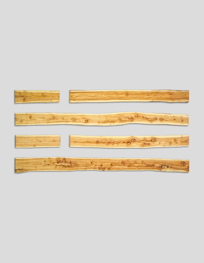 Bonanza-Zaunriegel (unbesäumt) geschliffen aus Robinienholz