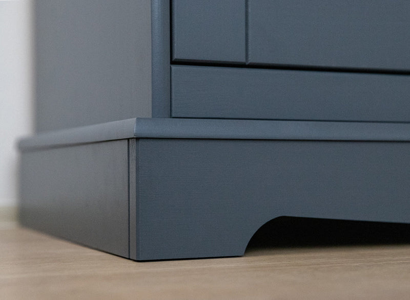 Bologna Elegante Massivholz Vitrine – Stylische Glasvitrine in Graphit & Eiche
